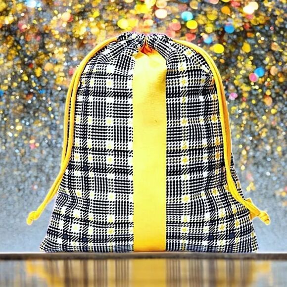 MAC Frosted Fireworks Holiday Collection Limited Edition dual eye liner in box - Picture 10 of 11